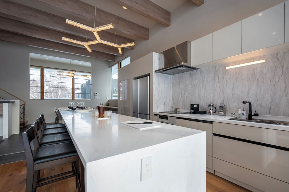 House, 3 Bedrooms | Private kitchen