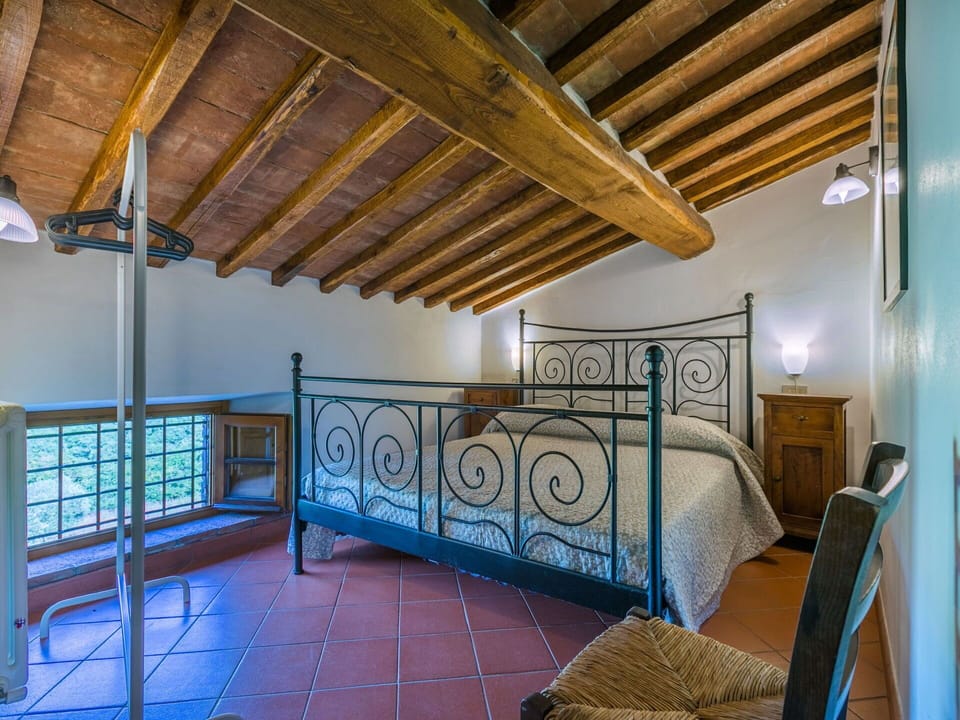 Property, Blue, Wood, Comfort, Building, Interior Design, Beam, Floor, Hardwood, Real Estate