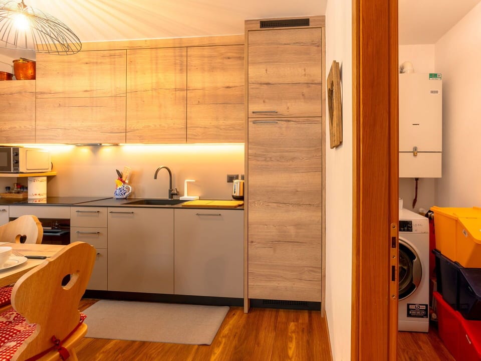 Cabinetry, Furniture, Kitchen Sink, Property, Building, Countertop, Sink, Wood, Orange, Kitchen Stove