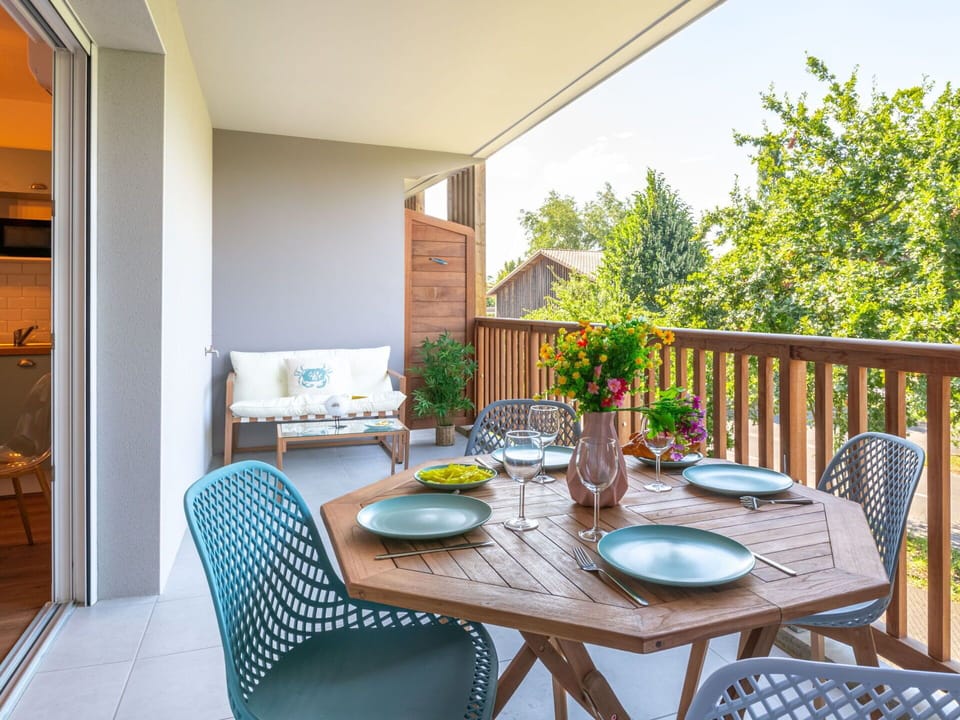 Table, Furniture, Property, Chair, Plant, Azure, Wood, Interior Design, Yellow, Flowerpot