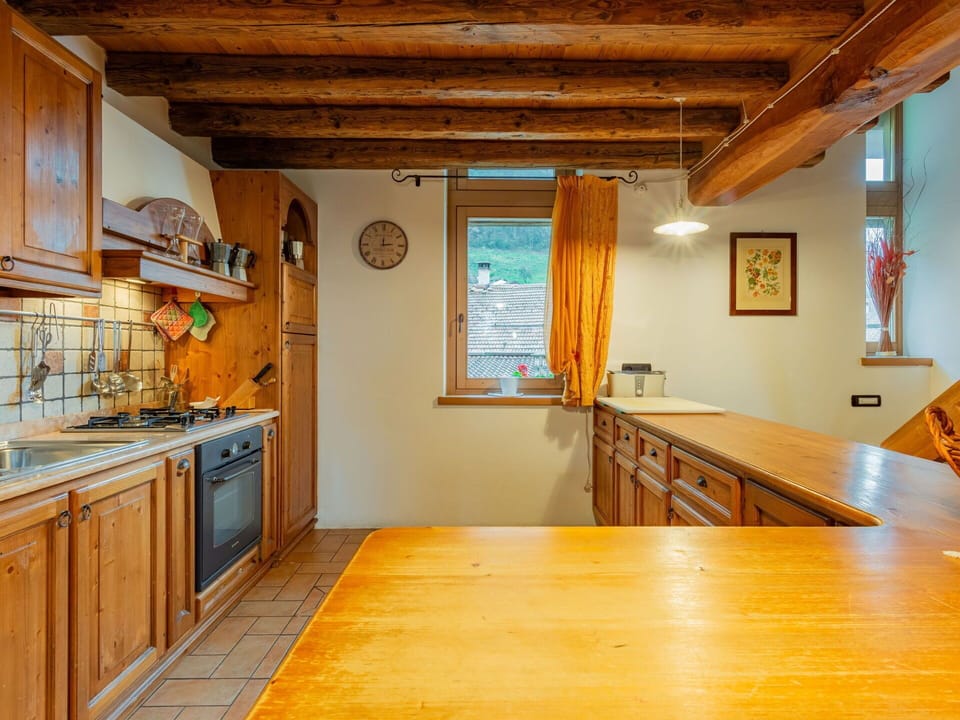 Property, Cabinetry, Countertop, Wood, Kitchen Sink, Sink, Interior Design, Architecture, Floor, Flooring