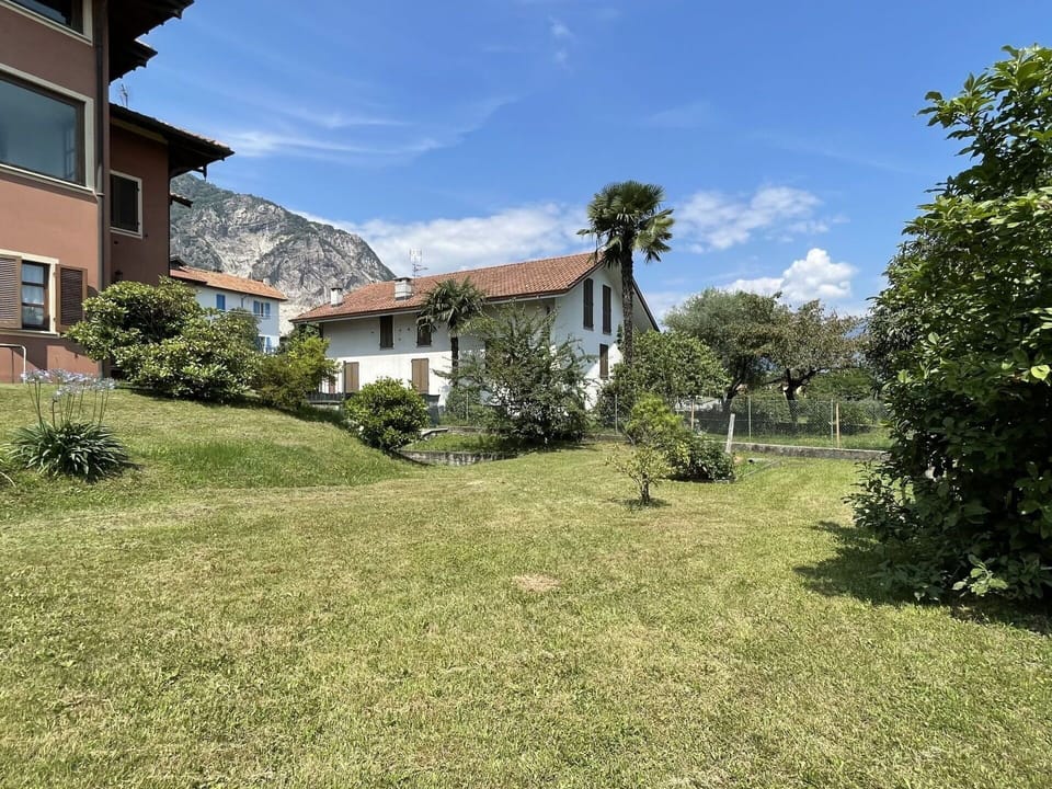 Sky, Plant, Cloud, Property, Building, Window, Tree, Natural Landscape, House, Land Lot