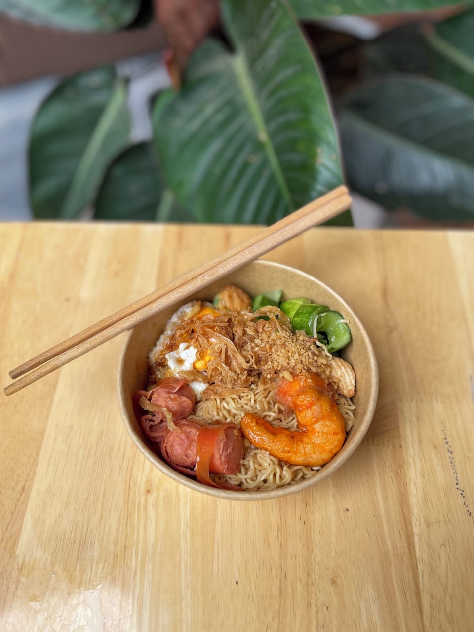 Daily cooked-to-order breakfast for a fee