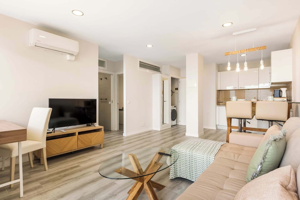 Living Room with Dedicated Working Area, Dining Area, Seating Area, Apple TV & Sonos Sound System