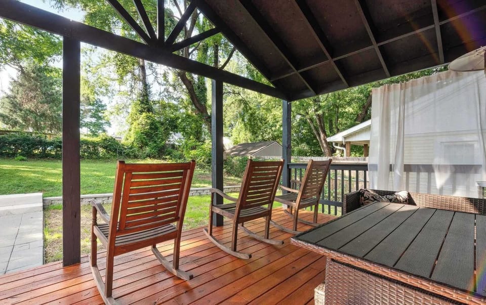 Backyard: Make the most of the outdoor patio— leisurely lounging, and vibrant memories.