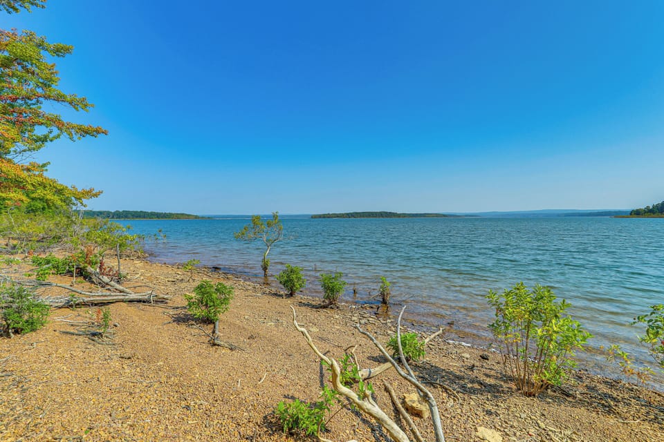 Spacious Heber Springs Home - Easy Marina Access! Cottage in Heber Springs