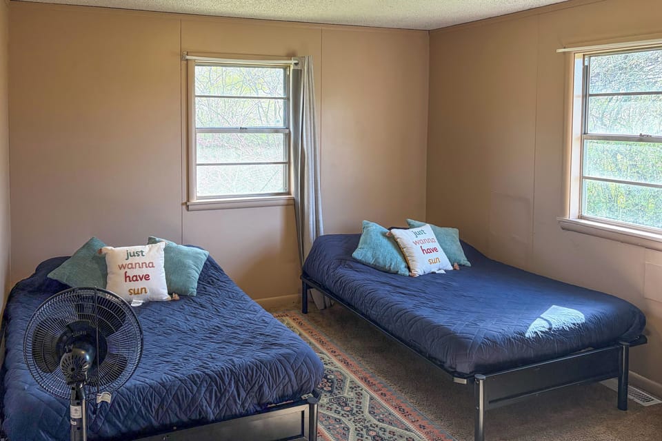 Bedroom 3 | 2 Full Beds
