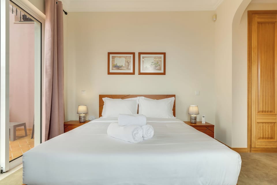 Family Villa, Sea View | 3 bedrooms, blackout drapes, iron/ironing board, free WiFi