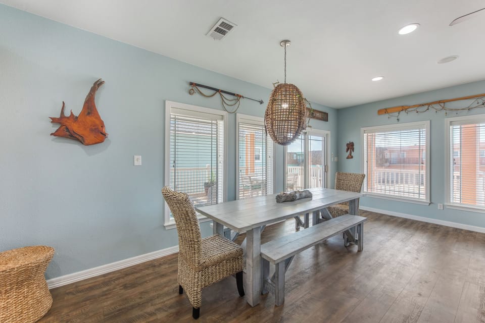 2nd floor dining area