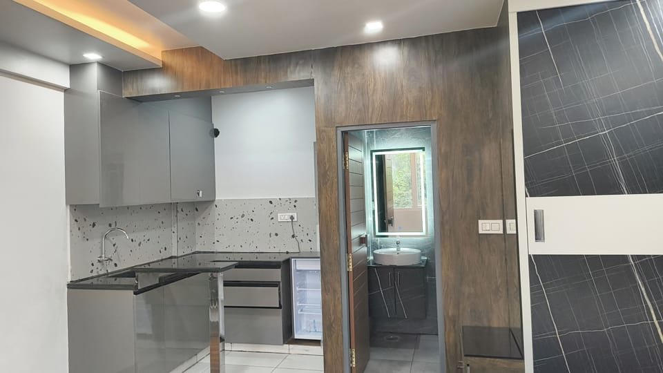 Superior Double Room, City View | Private kitchen | Coffee/tea maker