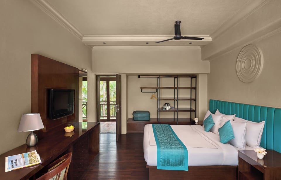 Egyptian cotton sheets, premium bedding, desk, laptop workspace