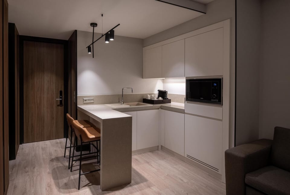 Microwave, espresso maker, electric kettle