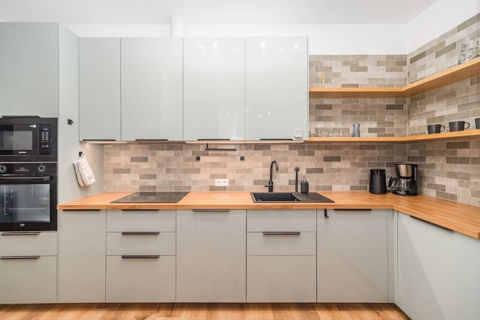 Fully Equipped Kitchen | Book Now with RENTUJEMY