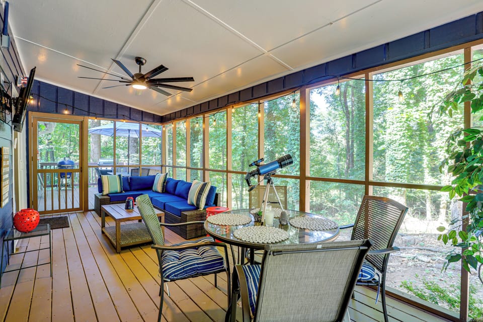 Screened Porch | Smart TV | Telescope