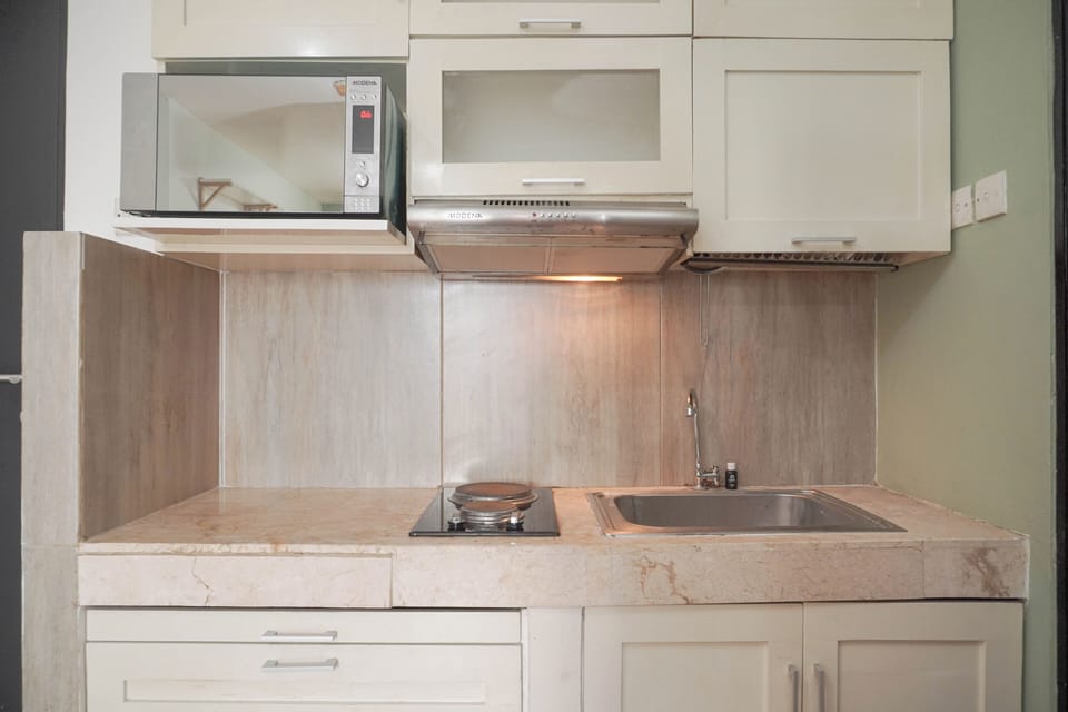 Apartment | Private kitchen | Fridge, microwave, stovetop, rice cooker