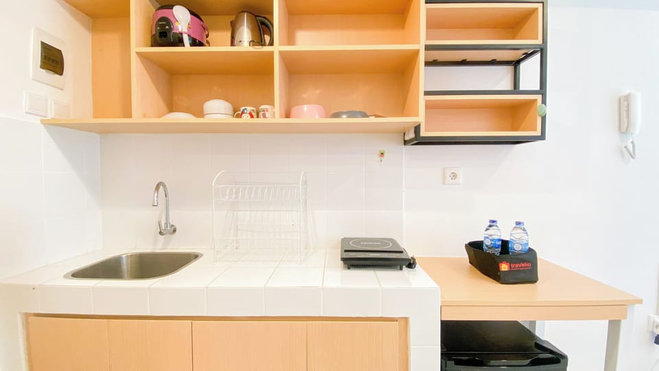 Studio | Private kitchen | Mini-fridge, stovetop, rice cooker