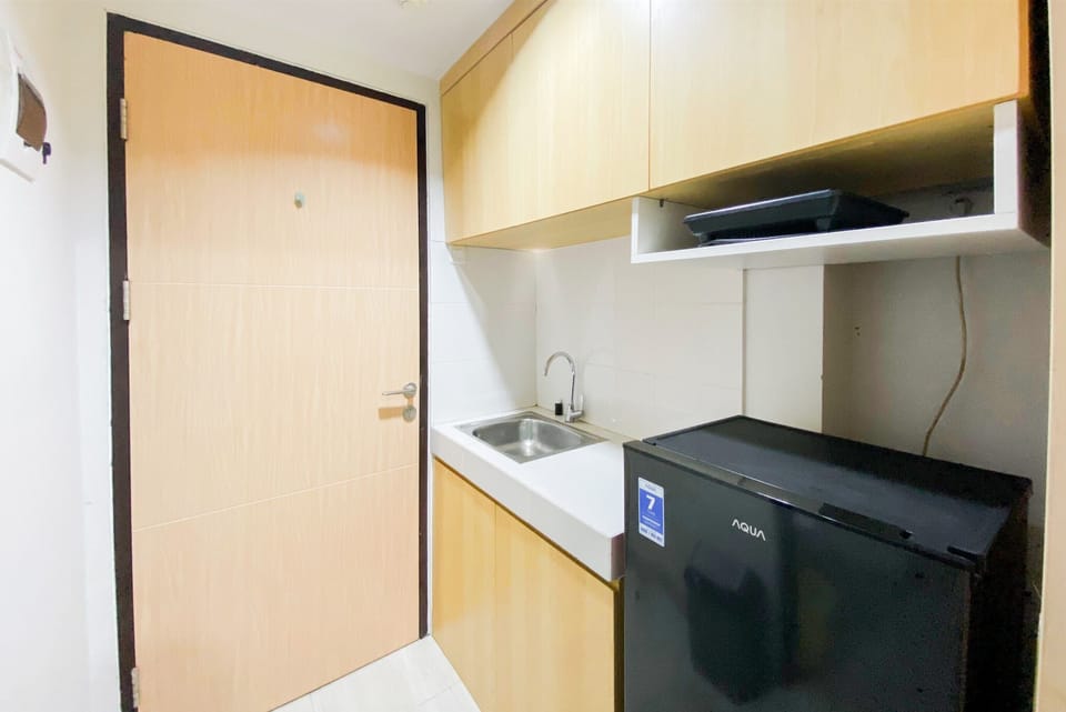 Apartment | Private kitchen | Fridge, stovetop, rice cooker