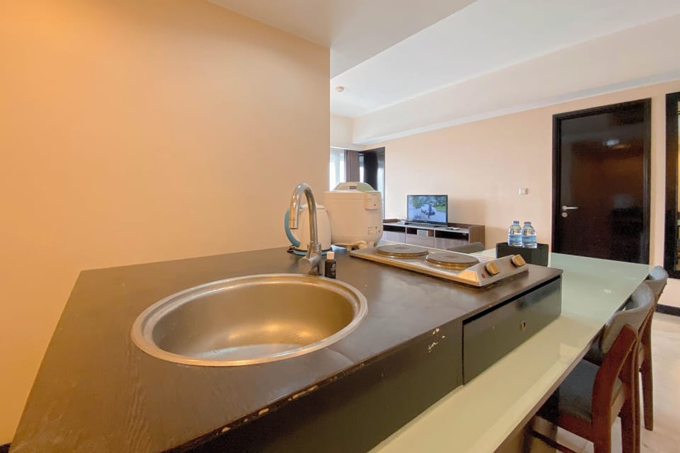 Apartment | Private kitchen | Fridge, microwave, stovetop, rice cooker