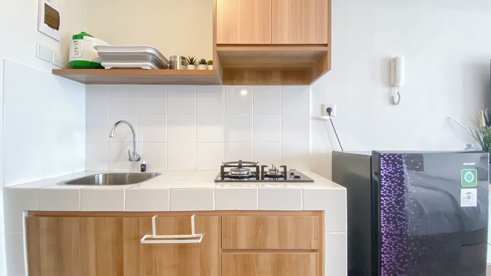 Deluxe Studio | Private kitchen | Mini-fridge, rice cooker