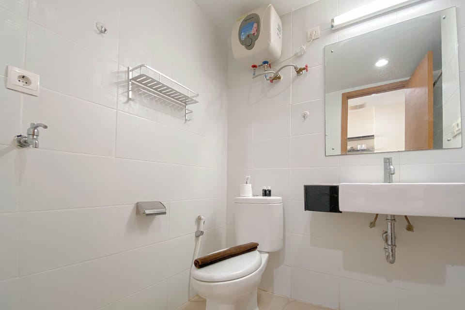 Highrise Studio At Apartment Beverly Dago Apartment in Bandung