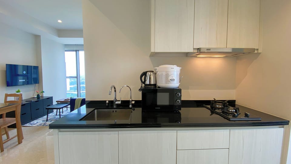 Apartment | Private kitchen | Fridge, microwave, stovetop, rice cooker