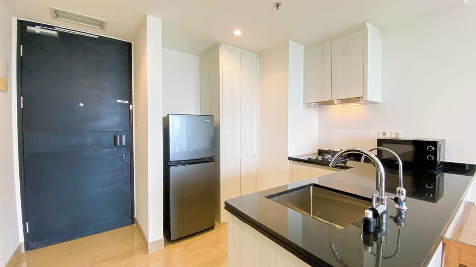 Apartment | Private kitchen | Fridge, microwave, stovetop, rice cooker