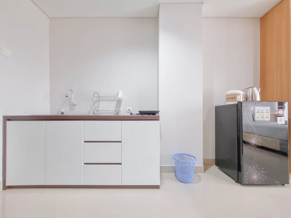 Studio | Private kitchen | Fridge, stovetop, rice cooker