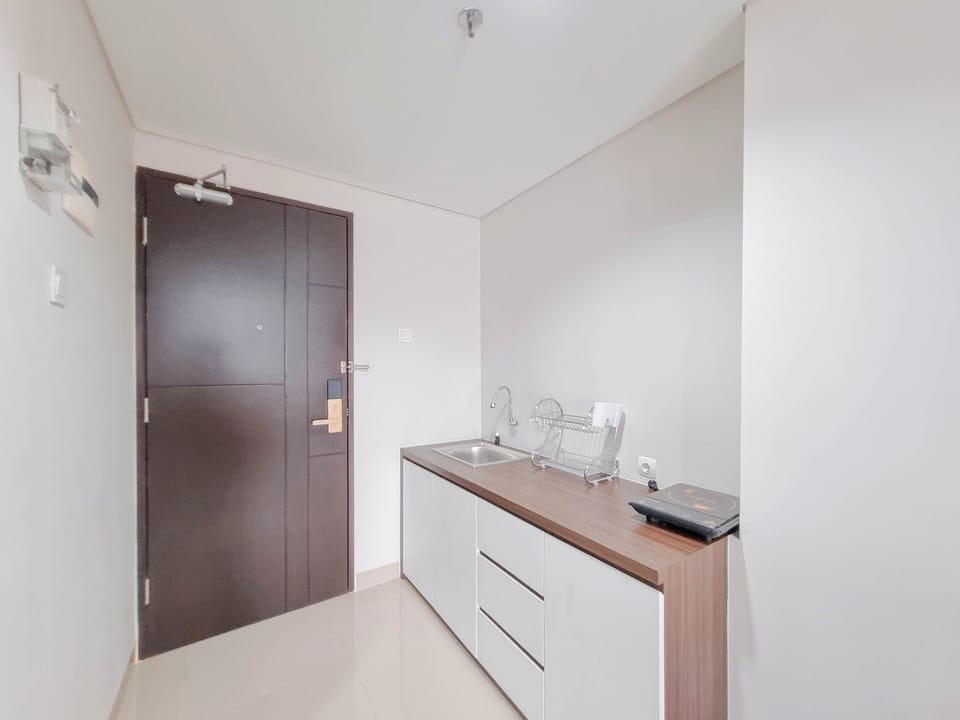 Studio | Private kitchen | Fridge, stovetop, rice cooker