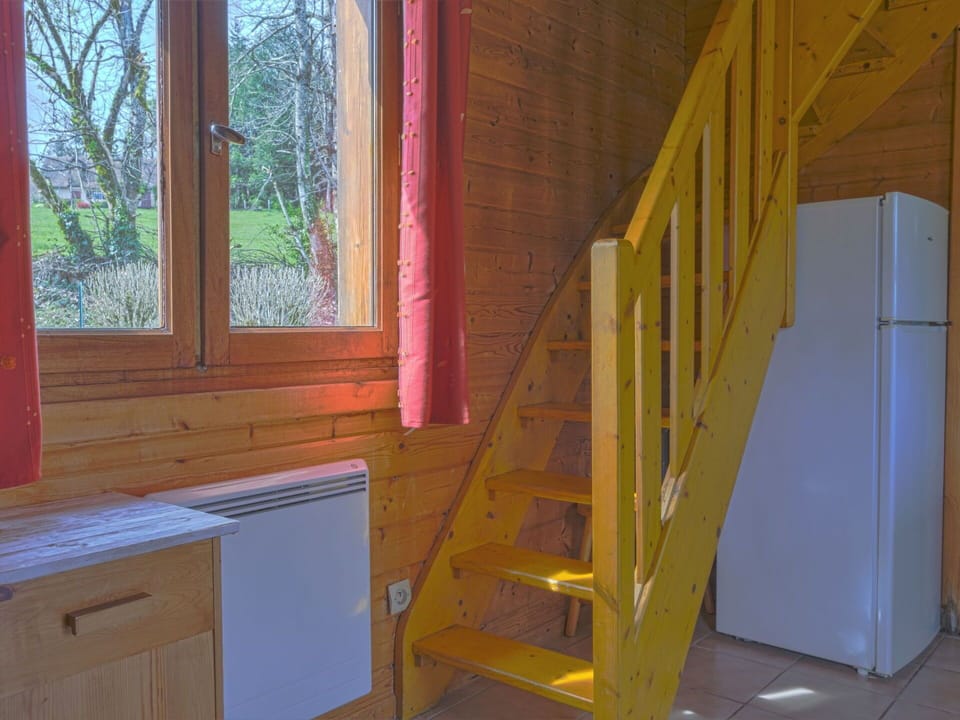 Sky, Property, Table, Building, Tree, Wood, Shade, Chair, Architecture, Interior Design