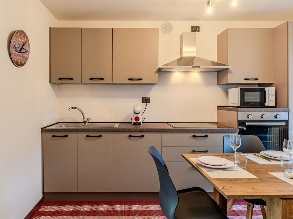 Cabinetry, Countertop, Property, Furniture, Kitchen Sink, Sink, Kitchen, Kitchen Appliance, Home Appliance, Kitchen Stove