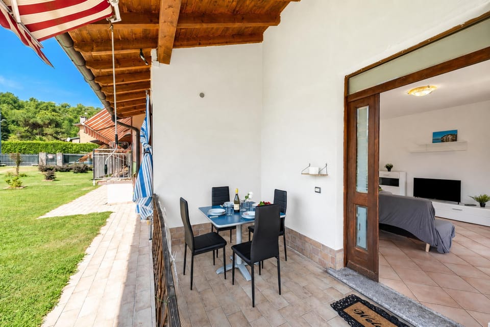 Family House, 1 Bedroom, Microwave (La Casa In Campagna: Rustic Retreat) | Outdoor dining