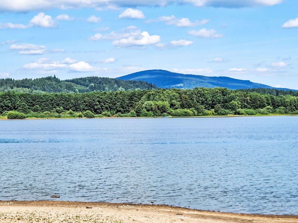 Sky, Blue, Water, Water Resources, Body Of Water, Nature, Cloud, Natural Landscape, Watercourse, Bank