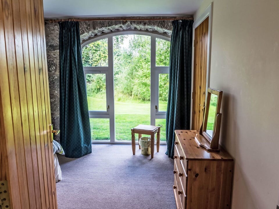 Property, Window, Plant, Building, Azure, Wood, Textile, Interior Design, Tree, Curtain