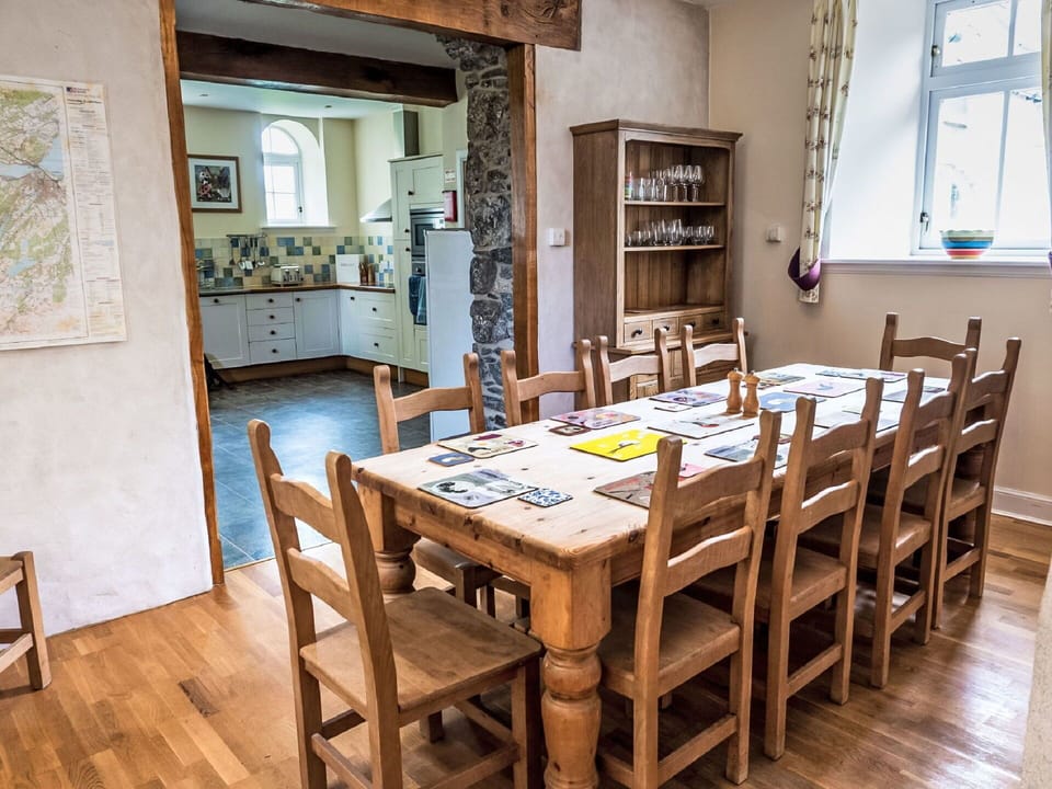 Table, Furniture, Picture Frame, Chair, Window, Wood, Building, Flooring, Floor, Hardwood