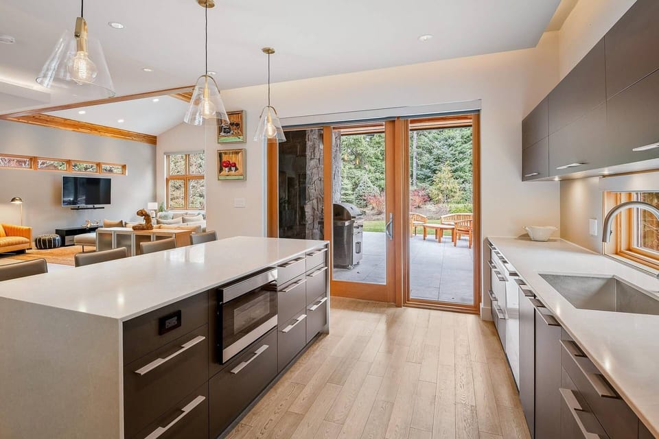 Kitchen glass doors to back patio