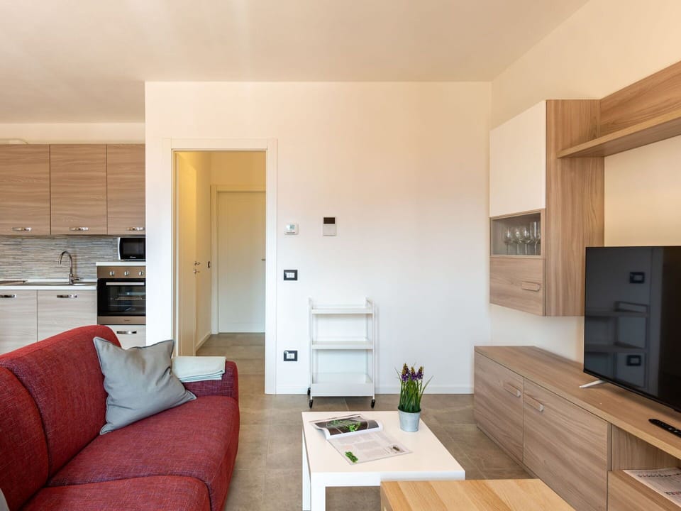 Cabinetry, Property, Table, Furniture, Building, Interior Design, Wood, Comfort, Drawer, Flooring