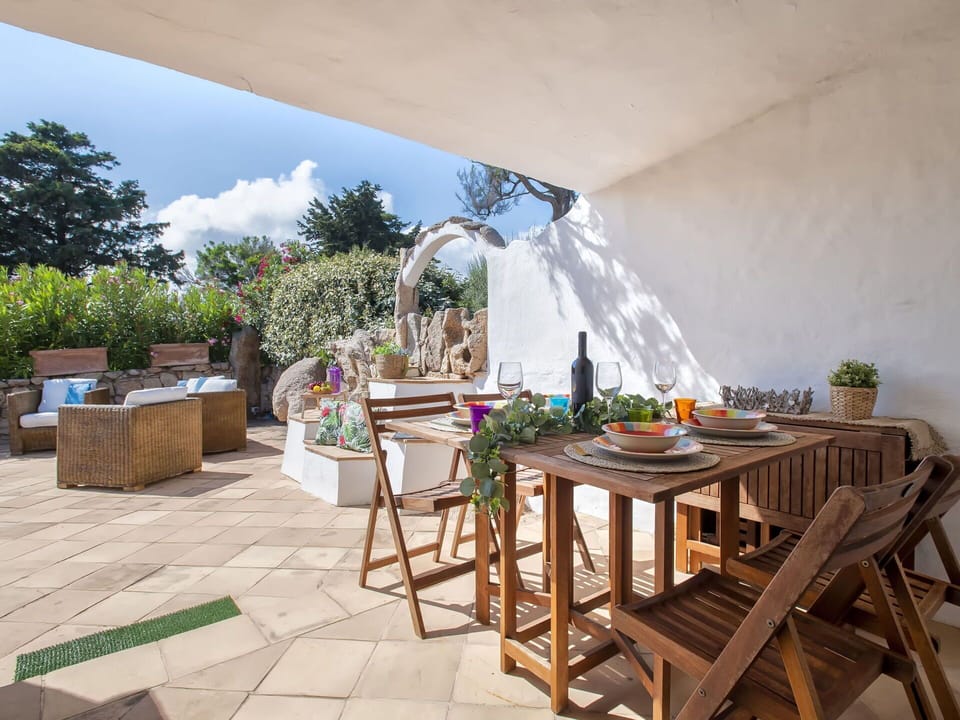 Table, Furniture, Plant, Property, Building, Cloud, Outdoor Furniture, Interior Design, Shade, Chair