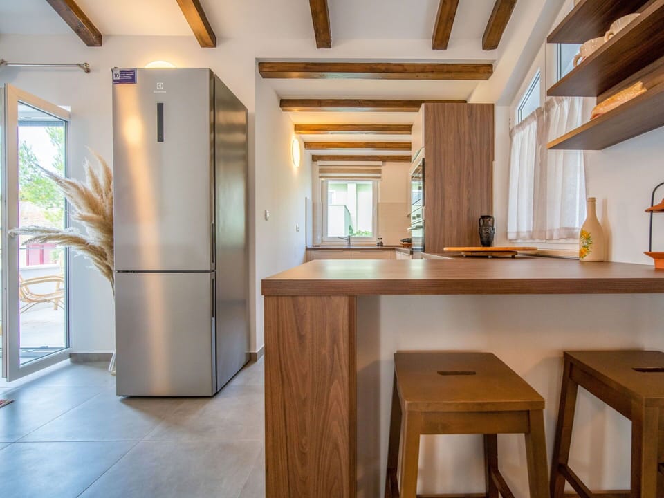Table, Furniture, Property, Building, Cabinetry, Wood, Interior Design, Flooring, House, Floor