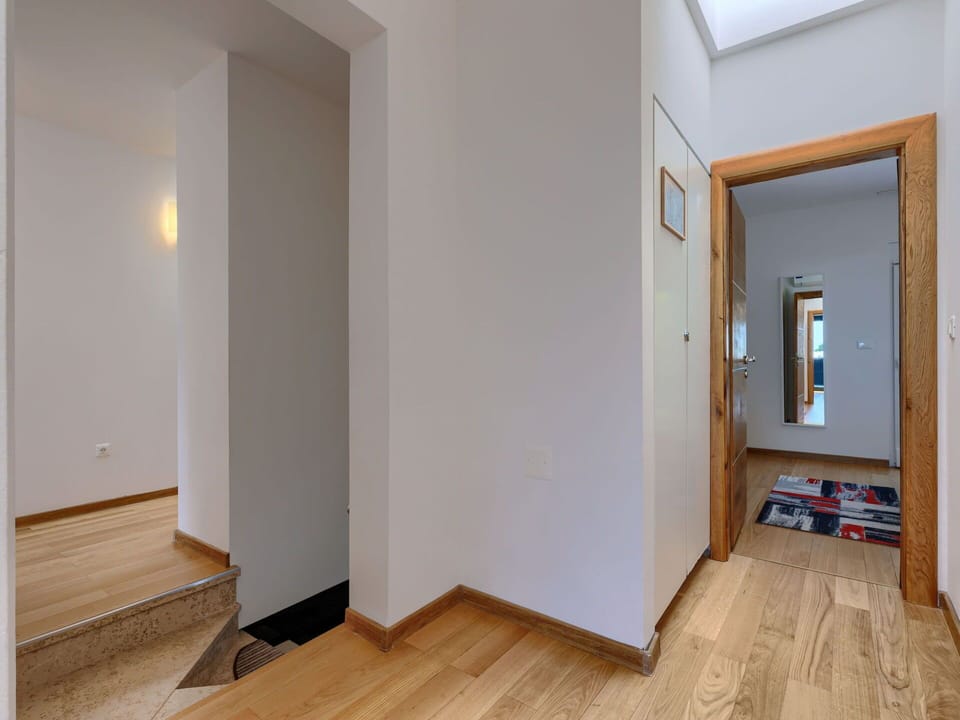 Mirror, Building, Wood, Paint, Hall, Flooring, Wood Stain, Floor, Laminate Flooring