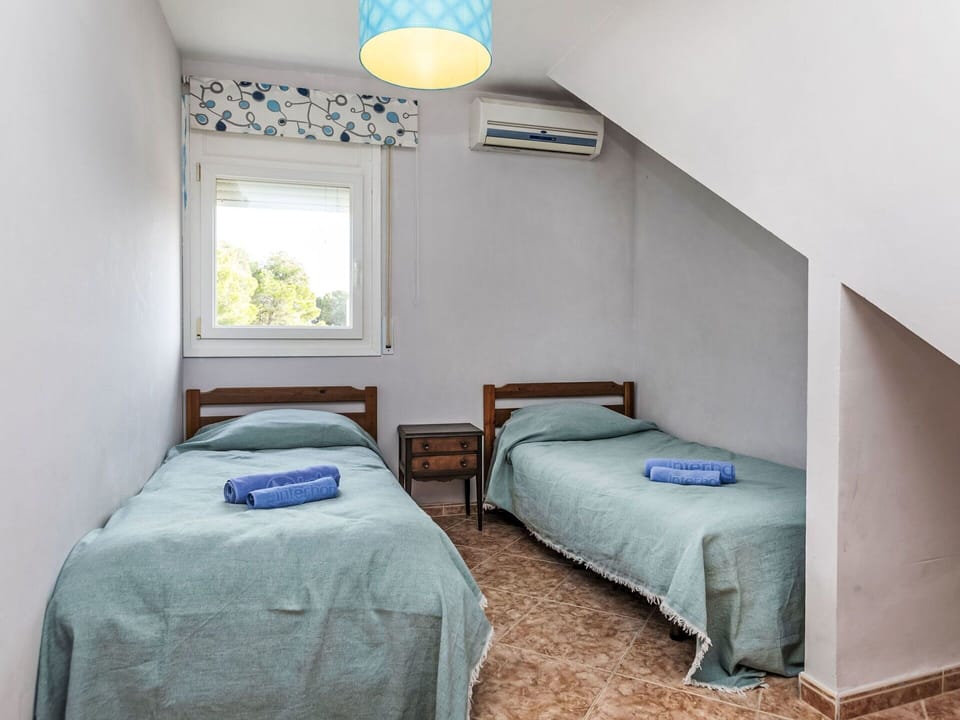 Furniture, Property, Window, Comfort, Azure, Building, Bed Frame, Textile, Shade, Lighting