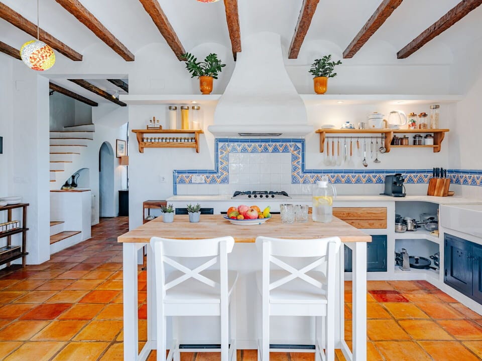 Sky, Table, Property, Furniture, Building, Plant, Chair, Window, Outdoor Table, Tableware