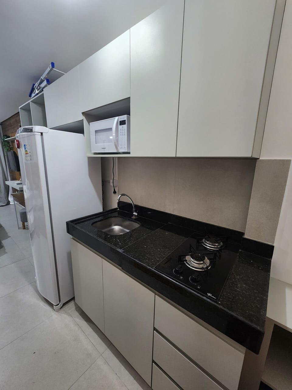 Studio, Multiple Beds, Private Pool | Private kitchen | Fridge, microwave, stovetop, cookware/dishes/utensils