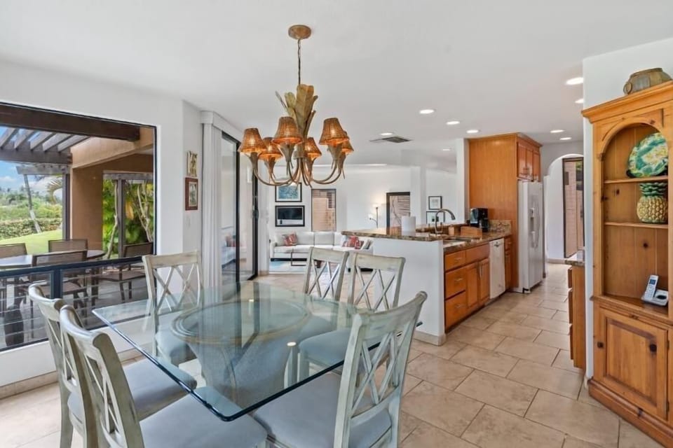 Condo, 2 Bedrooms | Private kitchen