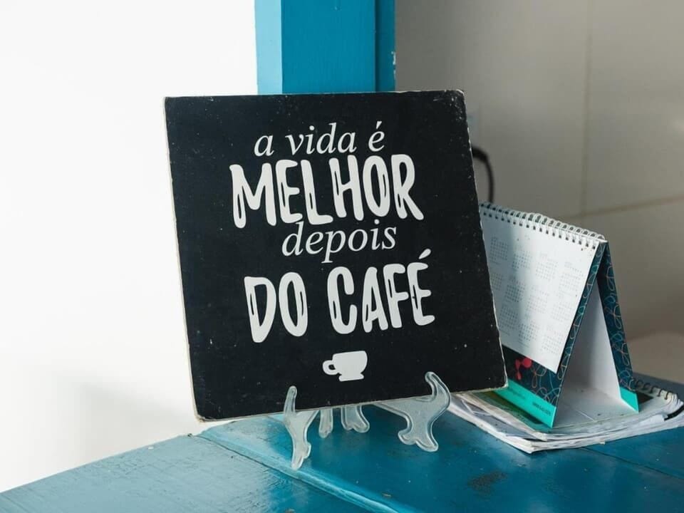 Free daily self-serve breakfast