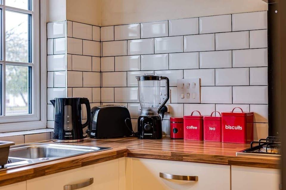 Kitchen equipment available for your private use on the duration of your whole stay.
