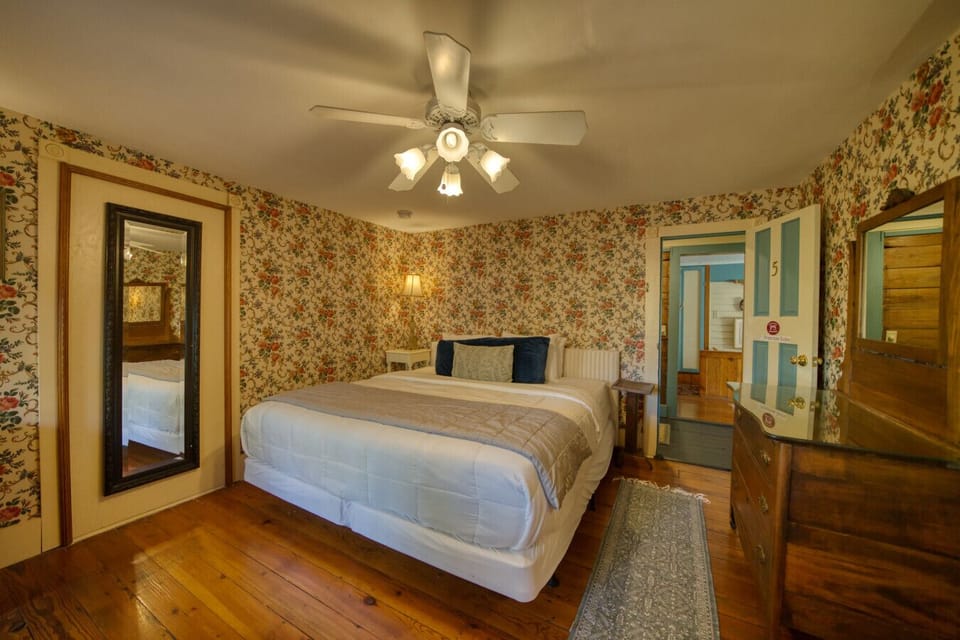 King Size Bed