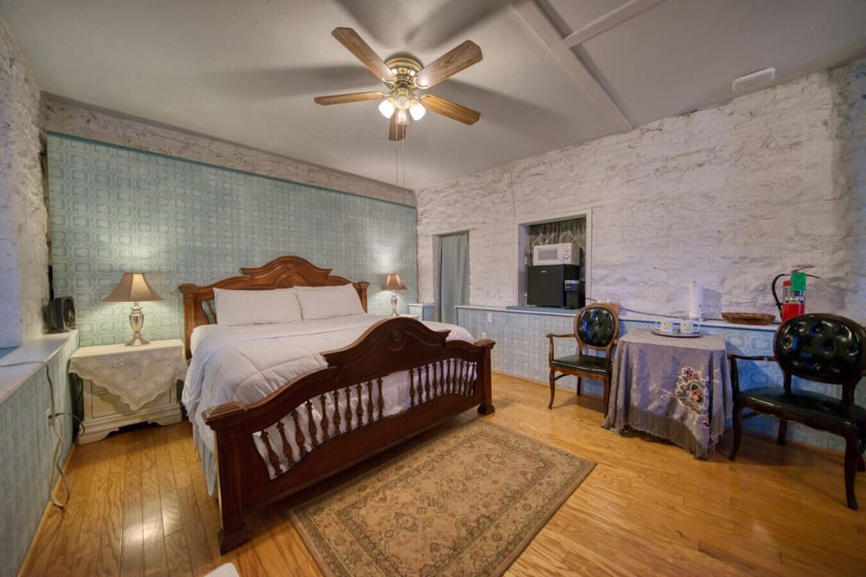 King Bed
