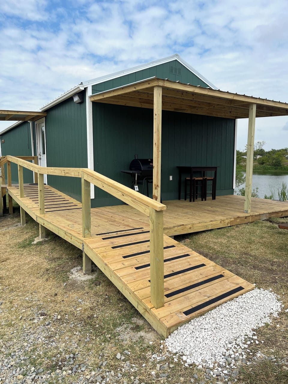 No step walkway.