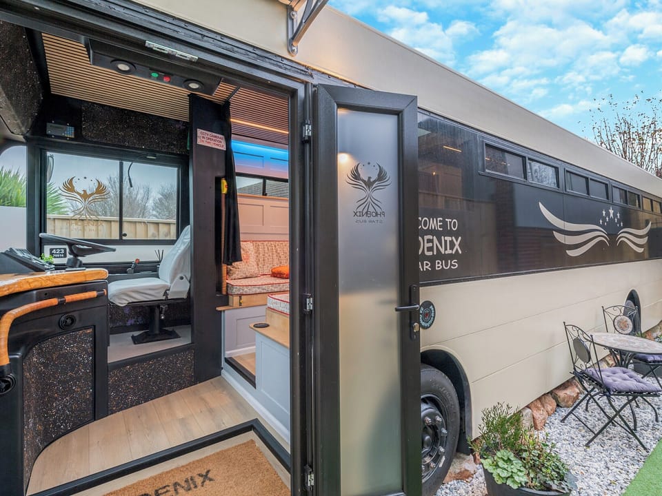 Exterior | Phoenix Star Bus, Goodrington, near Paignton