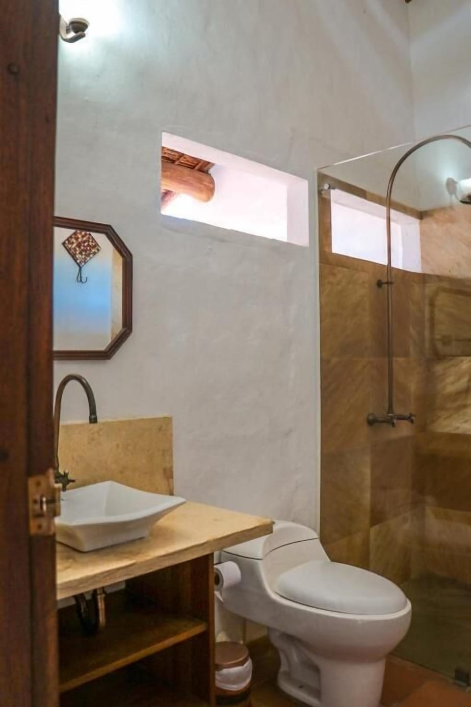 Shower, free toiletries, towels, soap